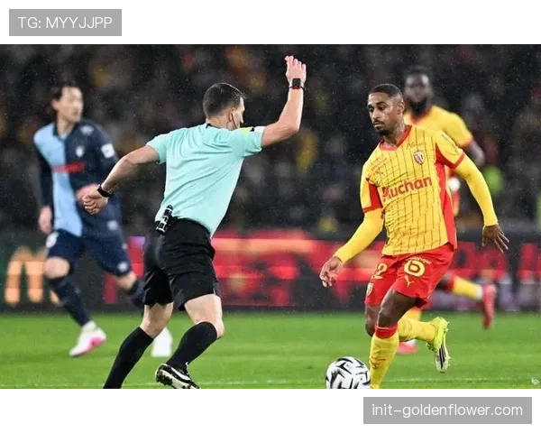 朗斯43球创半世纪进攻纪录,黑马能否持续挑战传统格局?